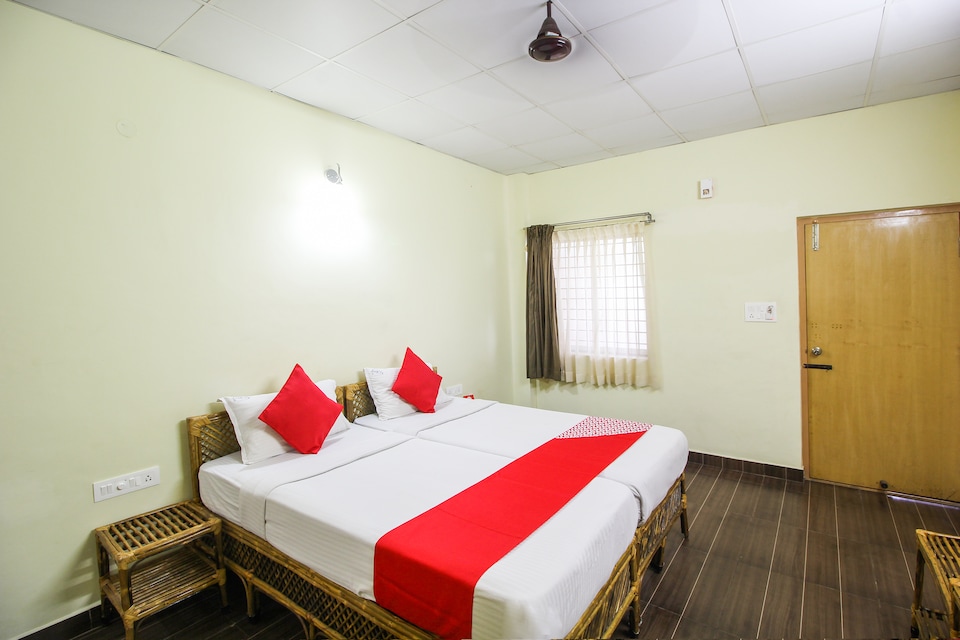OYO 15708 Sharmada Hidden Nest, Mysore Outer, Mysore