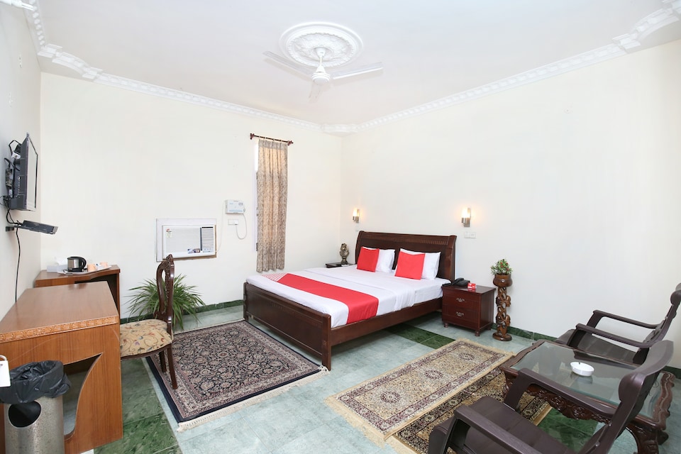 OYO 15710 Hotel Vikrant, Pinjore, Pinjore