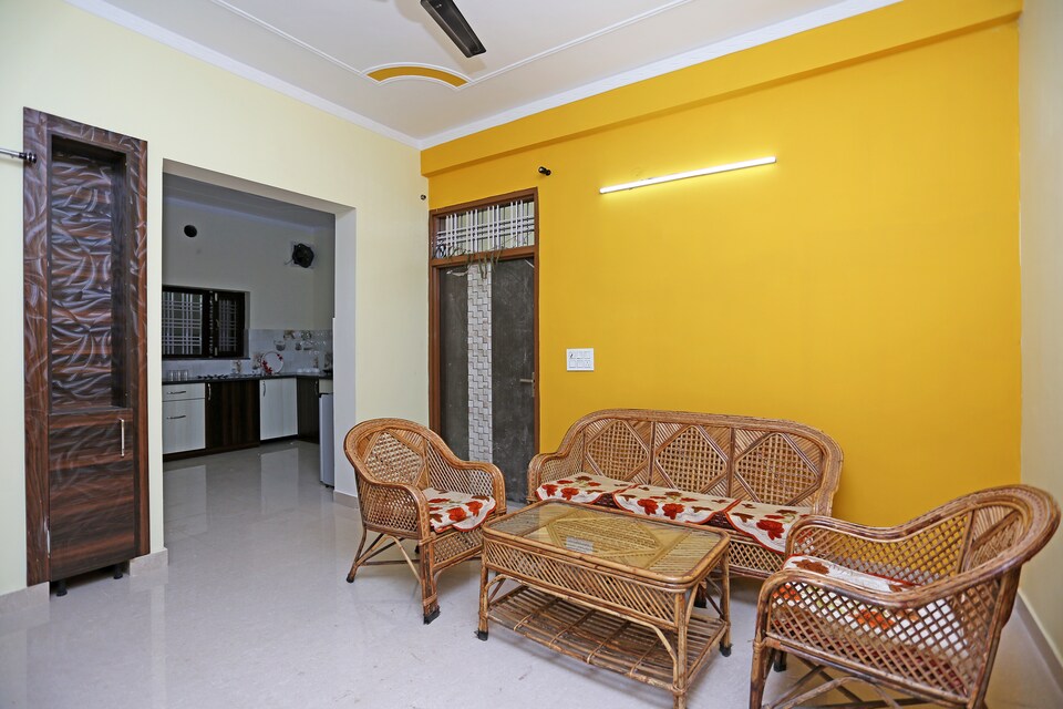 OYO Home 15712 Home Spacious 2bhk Near Sahastradhara Crossing, Sahastradhara Road, Dehradun