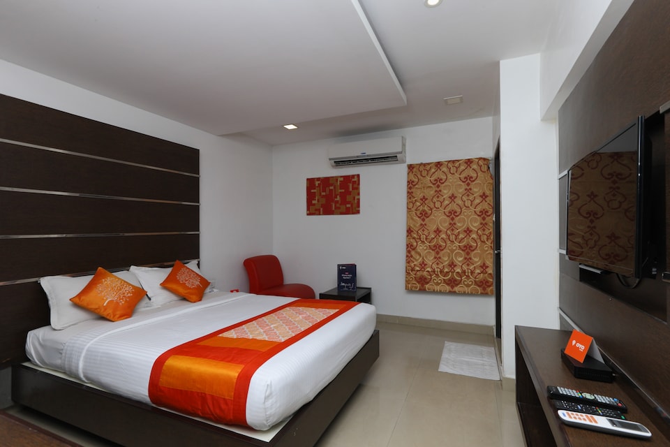 OYO 15714 Nachiappa Residency, Mylapore, Chennai
