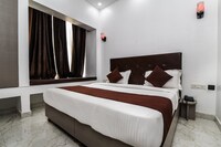 OYO Red Inn Near Leisure Valley Park