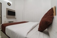 OYO Red Inn Near Leisure Valley Park