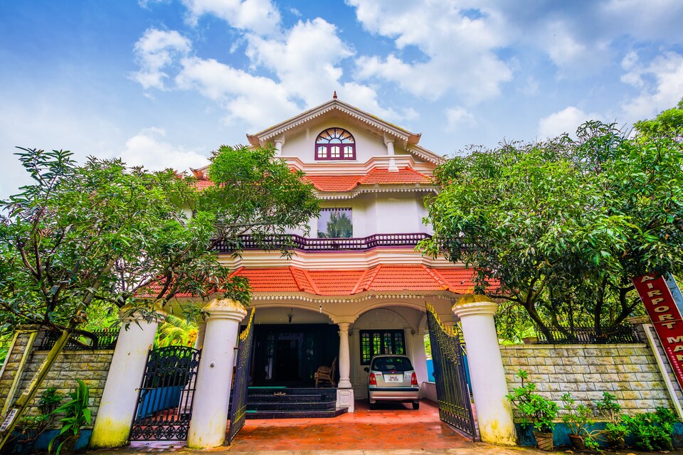 OYO Home 15726 Spacious Stay, Angamaly Airport, Kochi