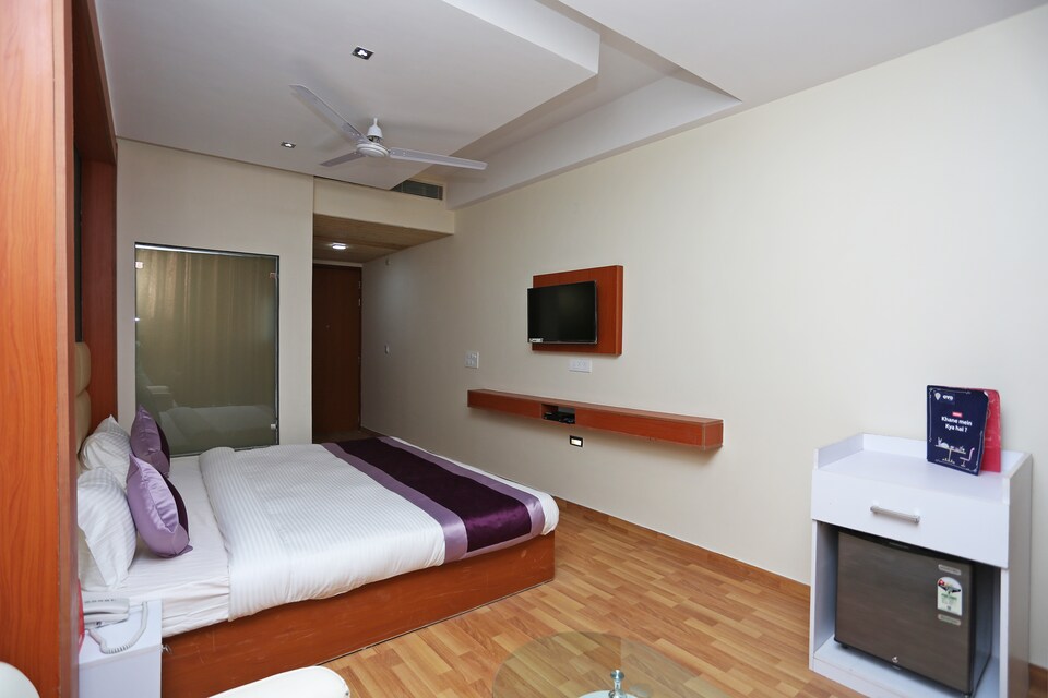 OYO 15731 Corpo Residencia, Medanta, Gurgaon