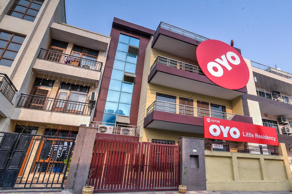 OYO 15736 Little Residency, Golf Course Road, Gurgaon