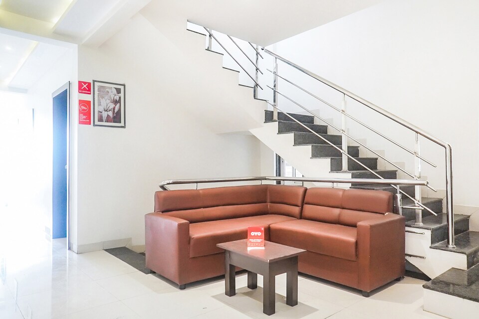 OYO Z Inn, Hadapsar Pune, Pune