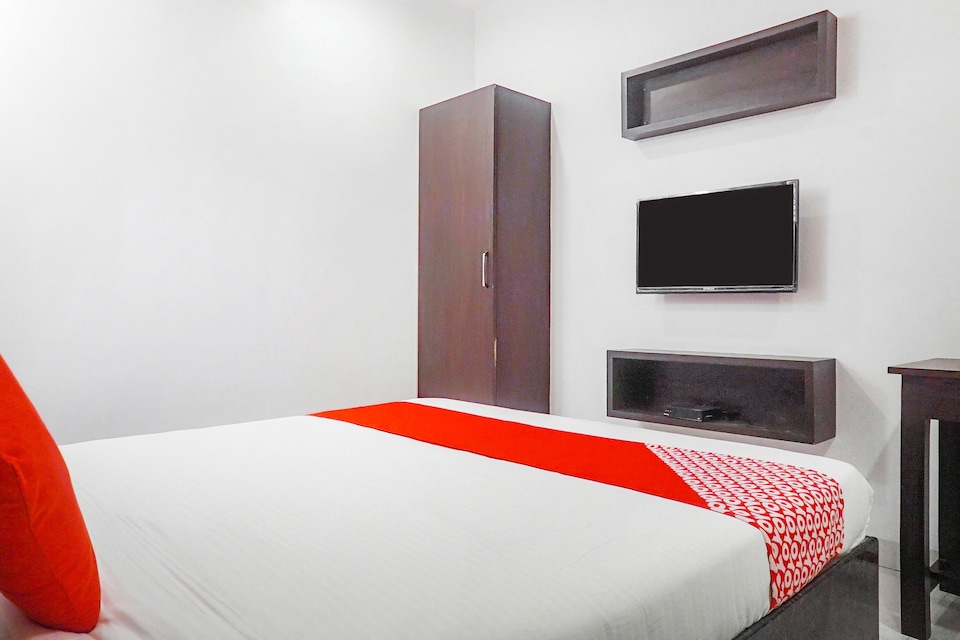 OYO Z Inn, Hadapsar Pune, Pune