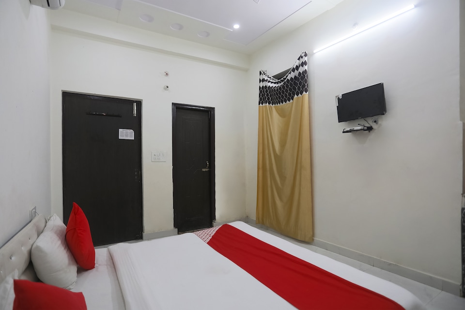 Hotel O Vrinda residency, Iskcon Vrindavan, Vrindavan