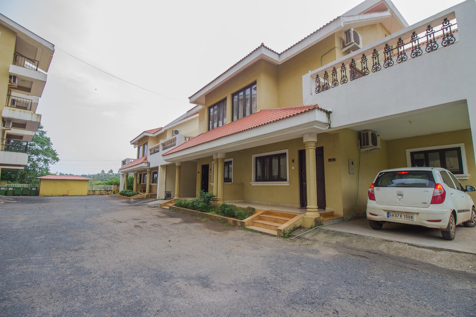 OYO 15759 Home Green View 3BHK Arpora, Anjuna Vagator Goa, Goa