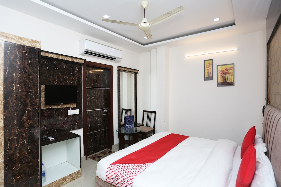 OYO 15771 4 Season Hotel, Meerut, Meerut