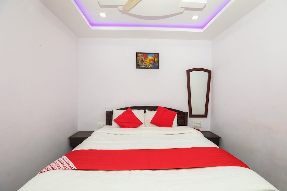 OYO 15802 Sri Durga Hotel Hill View, Madikeri, Coorg