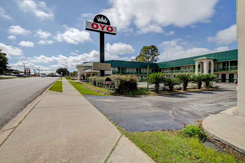 Rise Inn by OYO US 441, Douglas GA, Douglas GA