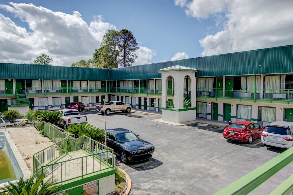 Rise Inn by OYO US 441, Douglas GA, Douglas GA