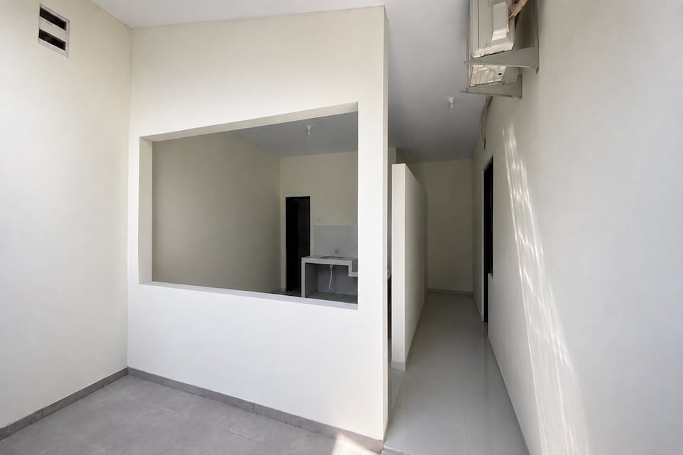 Collection O near Terminal Tirtonadi formerly Blessing Inn, Solo, Solo