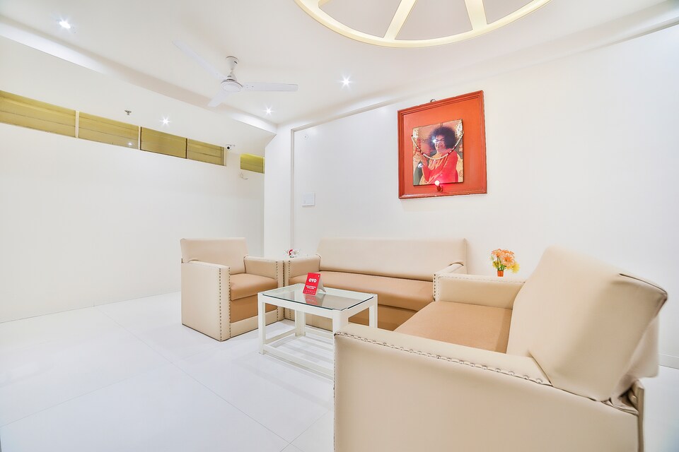 OYO 15812 Amrta, Bus Stand Nagpur, Nagpur