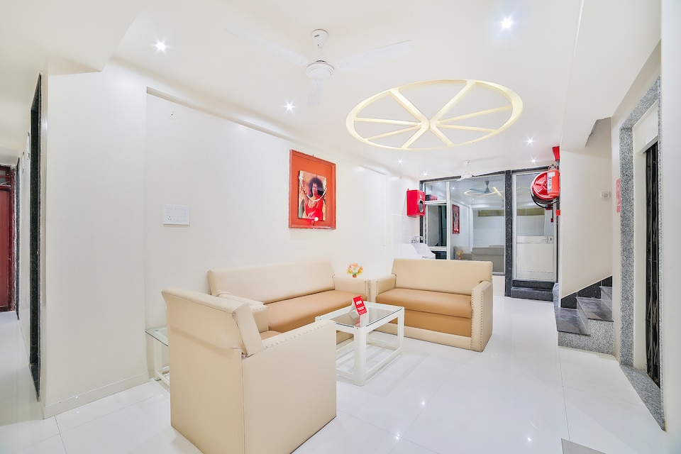 OYO 15812 Amrta, Bus Stand Nagpur, Nagpur