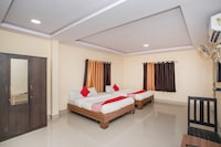 Hotel O Green Residency