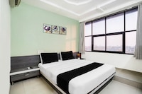 Hotel O Vanya Palace