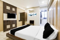 Hotel O Vanya Palace