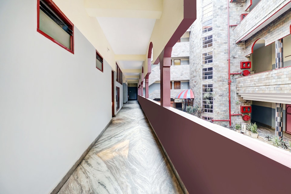 Super Hotel O East Nada, Guruvayur, गुरूवायूर
