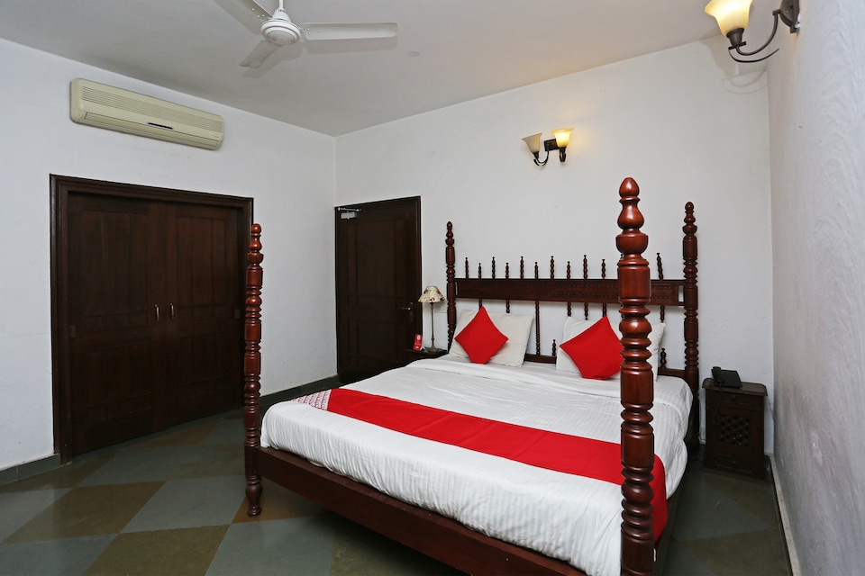 OYO 15842 The Banyan Farm, Chhatarpur Delhi, Delhi