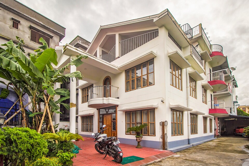 OYO 15844 Comfort Zone, Champasari Siliguri, Siliguri