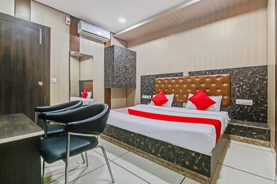 OYO 15846 Hotel KC, Hisar, Hisar