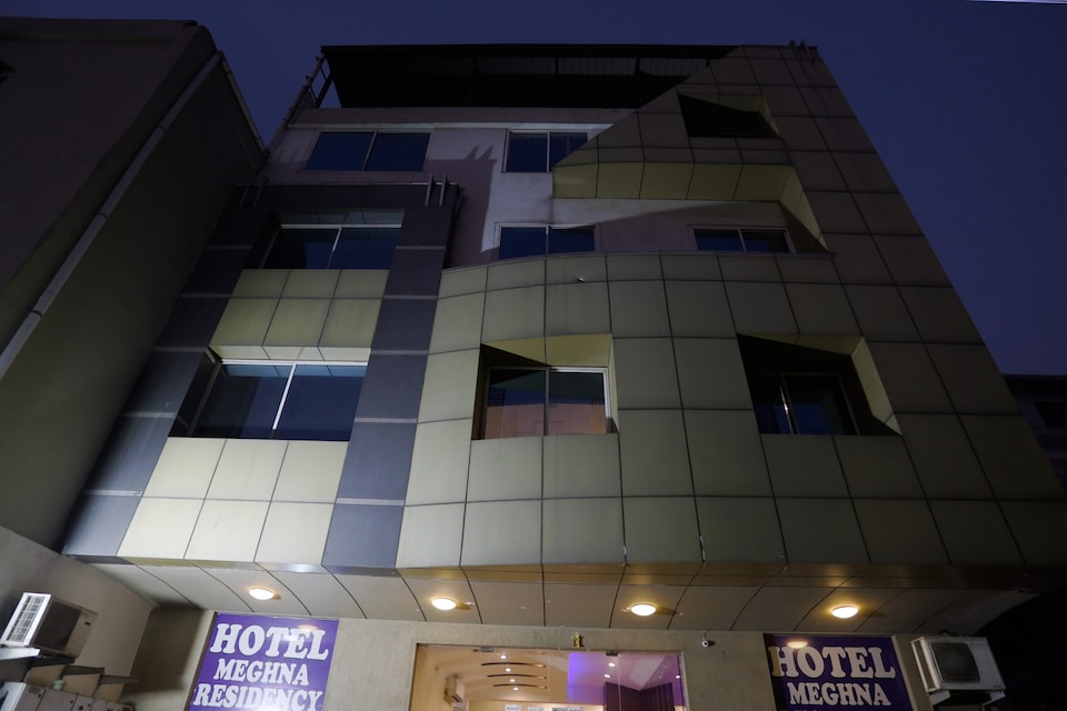 OYO Townhouse 823 Green Leaf, Old Gurgaon, Gurgaon