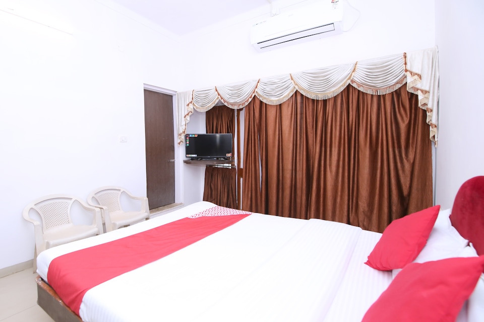 OYO 15887 Hotel Kanak, Vijay Nagar - Jabalpur, Jabalpur