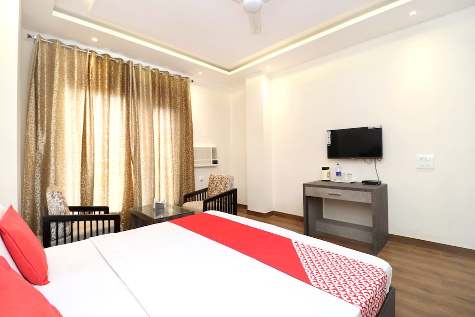 OYO 15890 Hotel Sunciti Extension, Mall Road Bathinda, Bathinda