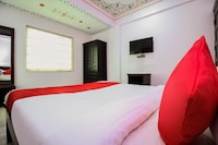 OYO Hotel Jal Mahal Haveli