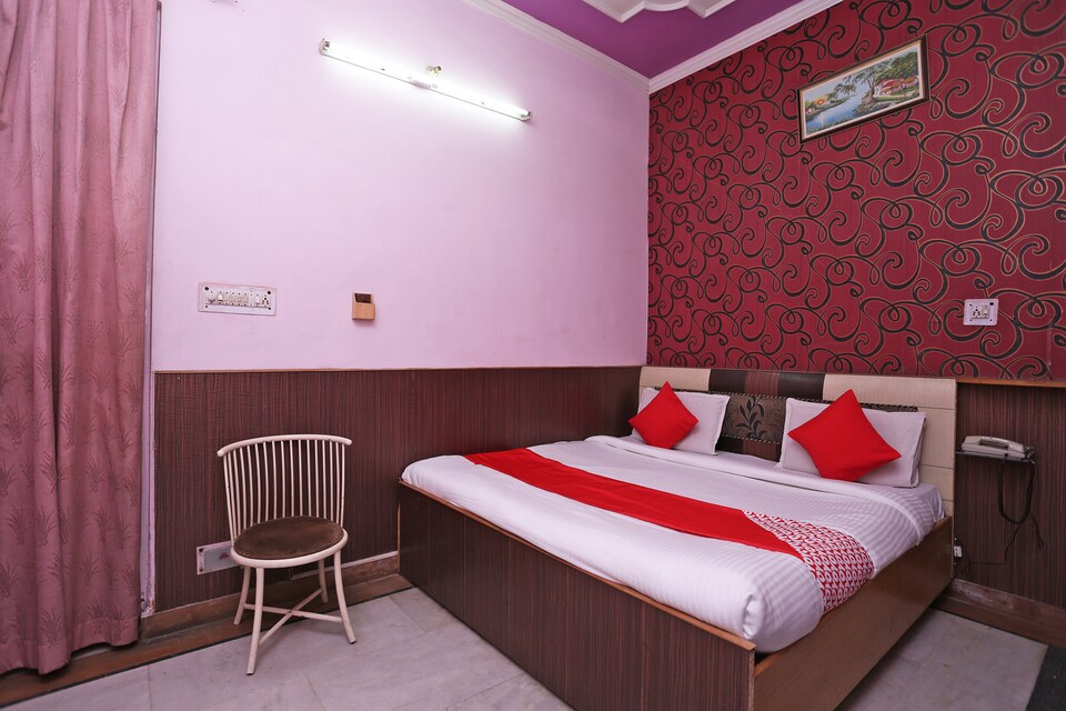 OYO 15920 Hotel Classic, Meerut, Meerut