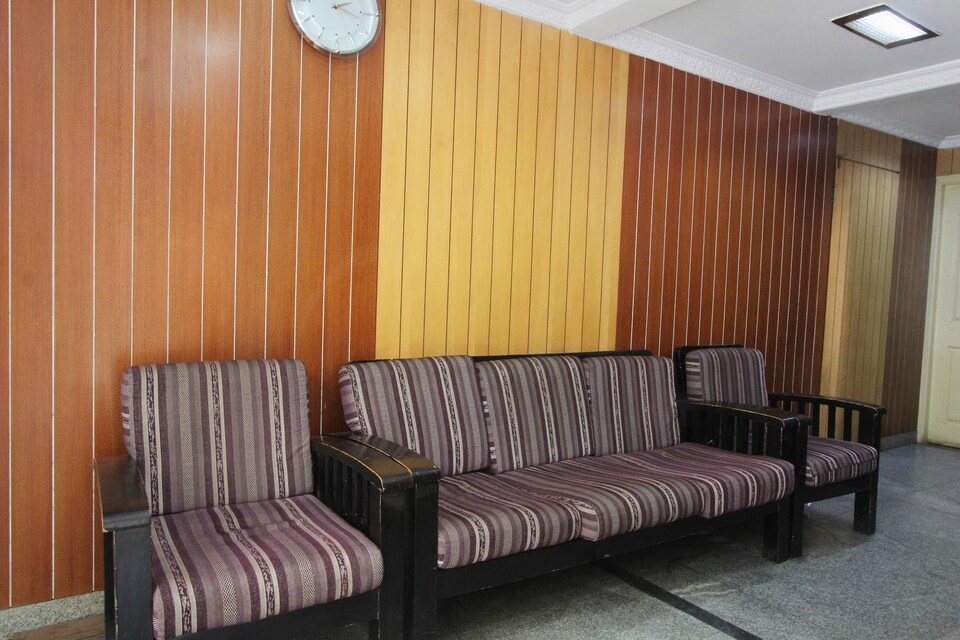 OYO 15926 New Golden Residency, BTM Madiwala Bangalore, Bangalore