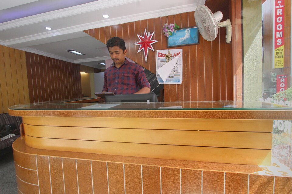 OYO 15926 New Golden Residency, BTM Madiwala Bangalore, Bangalore