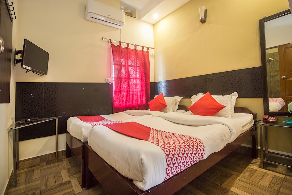 OYO 15953 North Bengal Guest House, Siliguri Junction Siliguri, Siliguri