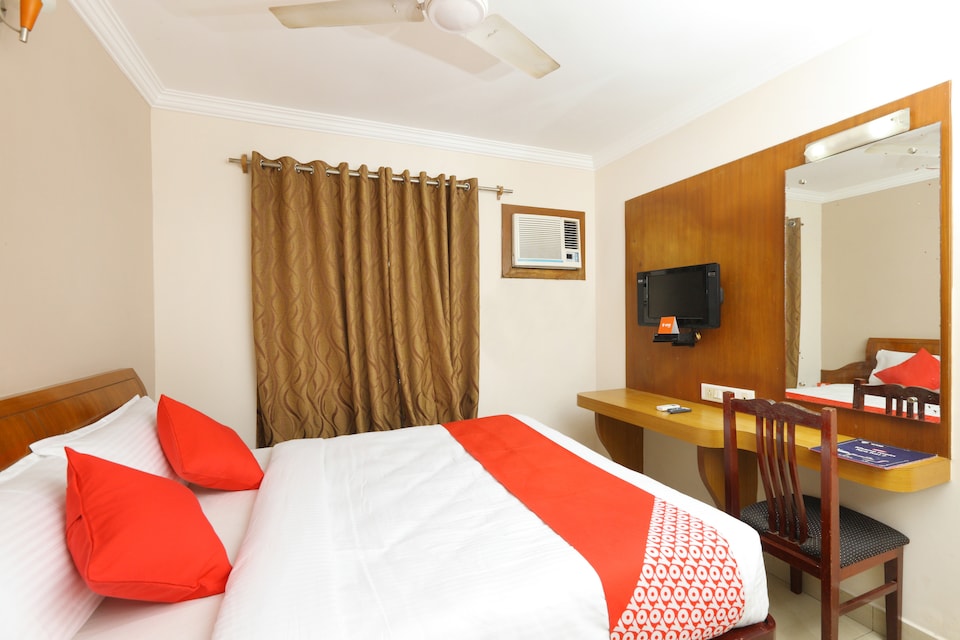 OYO 15963 City Manor, Kottivakkam, Chennai