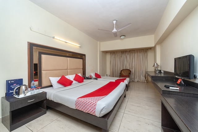 OYO Bhimaas Corporate Residency Near Pvr Spi Palazzo Chennai