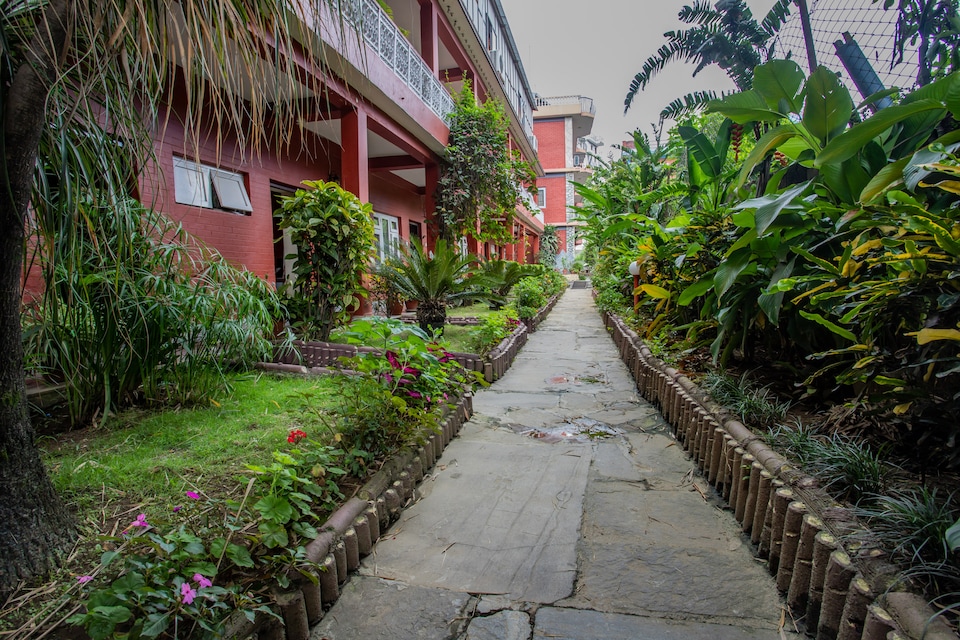 OYO 151 Hotel Snowland, Pokhara, Pokhara