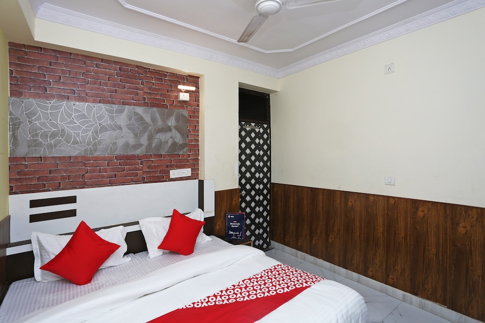 OYO 15994 Hotel Bullet Inn & Lounge, Mahaveer Nagar Kota, Kota