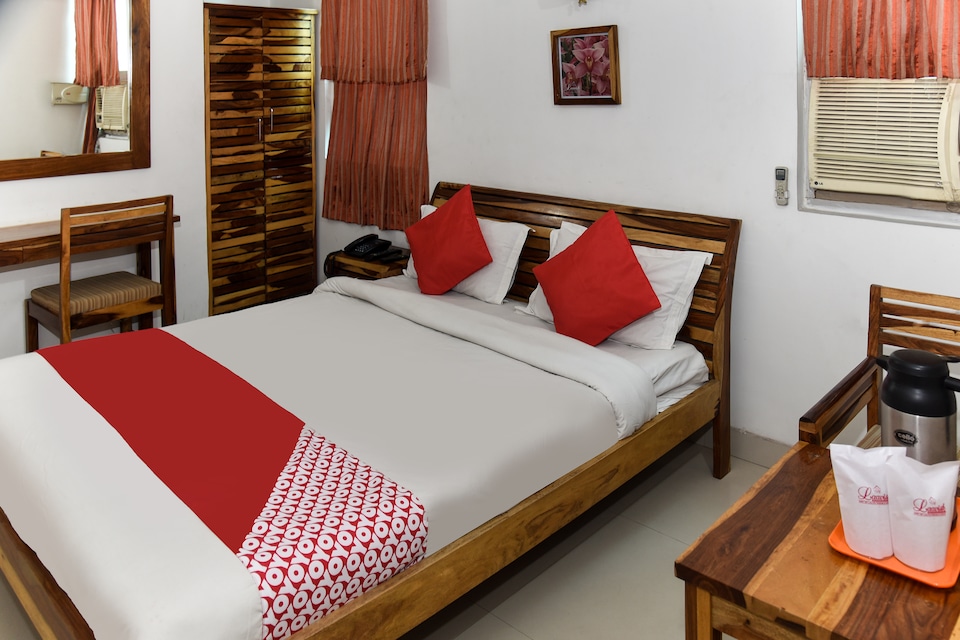 Live as PAT271, Patna Station, Patna