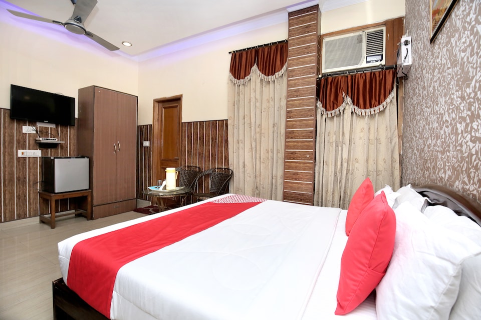 OYO 15998 Hotel Ma International, Amritsar Bus Stand, Amritsar
