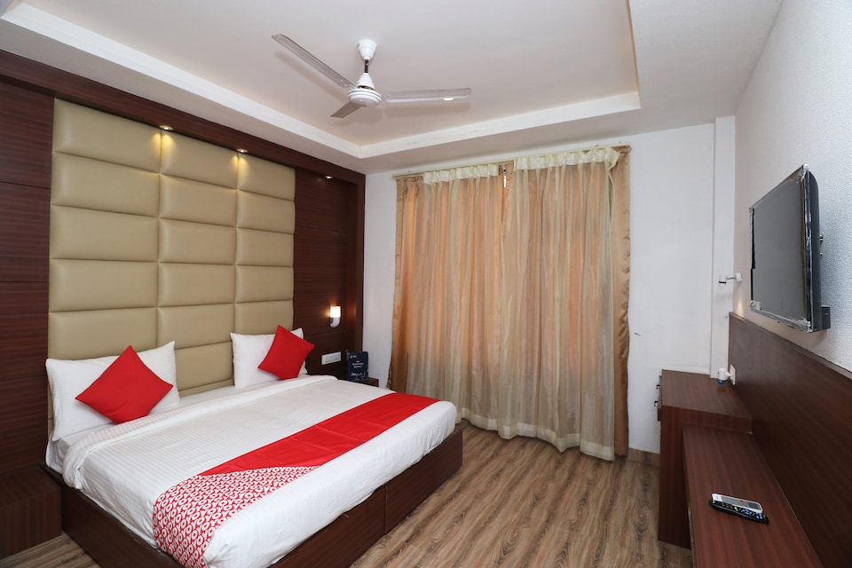 Live as AGR580, Shilpgram, Agra