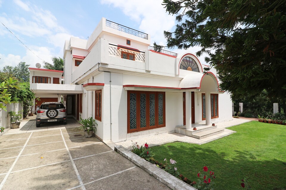 OYO Home 16039 Spacious 2BHK, Rajpur Road Dehradun, Dehradun