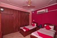 OYO Hotel Centre Point