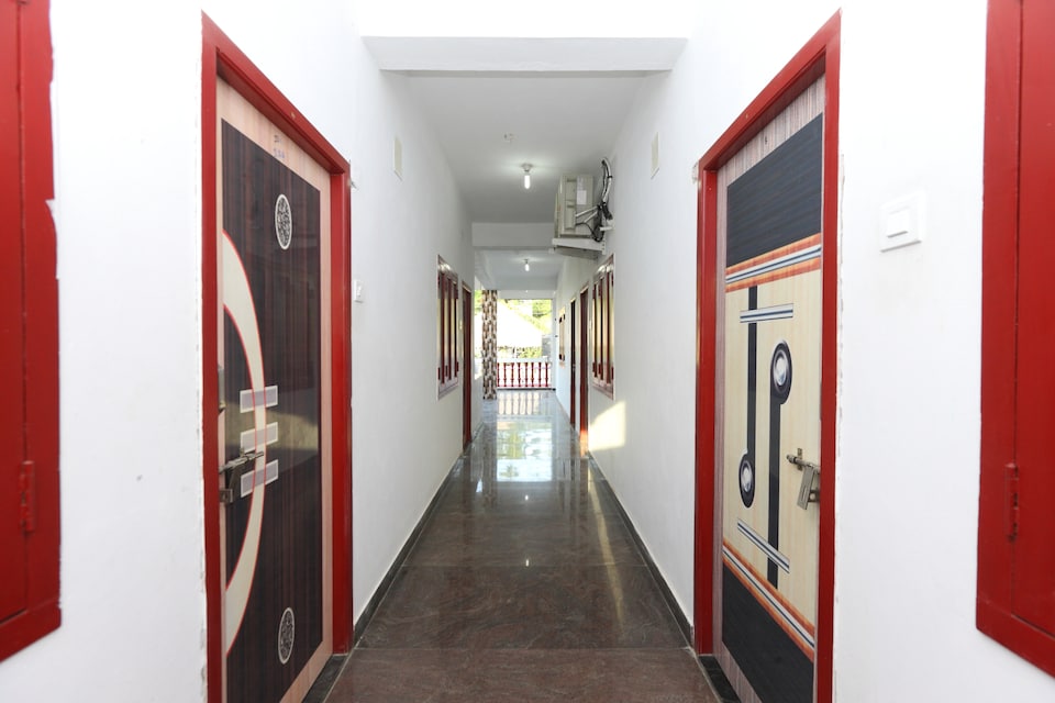 OYO 16067 The Orient Hotel, Mahabalipuram, Mahabalipuram