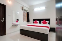 OYO Residency Square