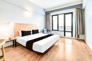 Super Townhouse Lakdikapul