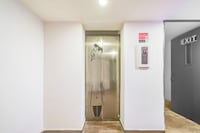 Super Townhouse Lakdikapul