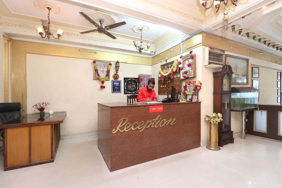 OYO 16098 Hotel Amrit, City Railway Station, Jalandhar