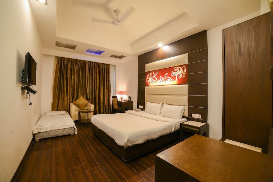 Townhouse Le Heritage Near Karol Bagh Metro, Saket Delhi, Delhi